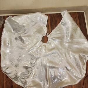 Christmas tree white and Silver silky skirt OS
